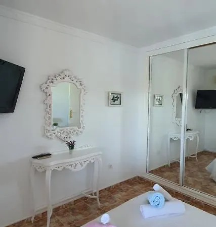 Don Giovanni Fuengirola, Piscina Privada Y Vistas Al Mar Y A La Montana וילה פואנגירולה