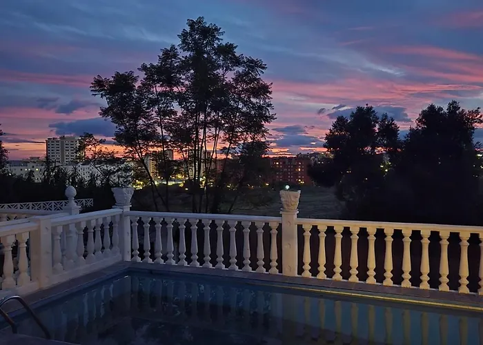 빌라 Don Giovanni Fuengirola, Piscina Privada Y Vistas Al Mar Y A La Montana 푸엔히롤라